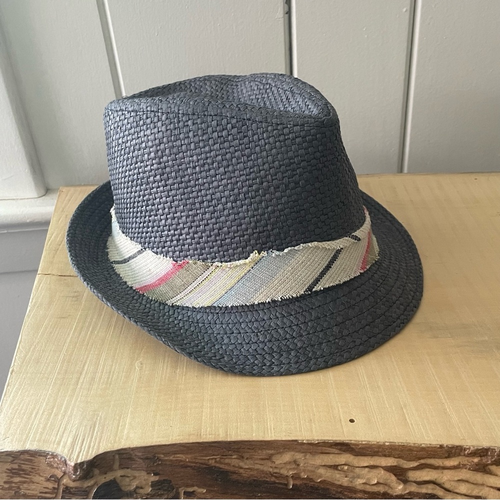 $10 SALE Beach Fedora Dark Blue Gray Striped Band Straw Unisex Short Brim Hat - Picture 2 of 10